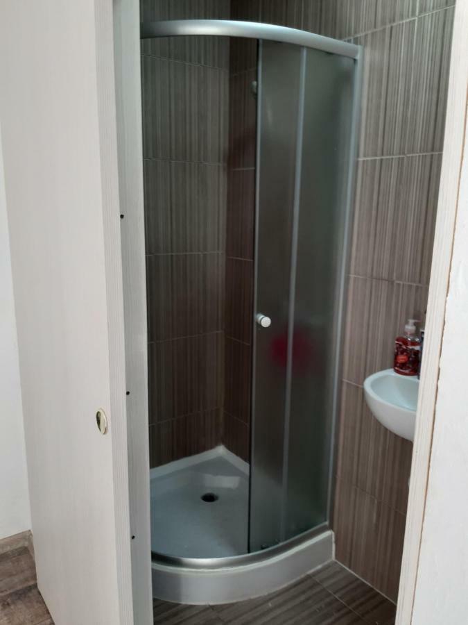 Новая Квартира Apartment Одеса Екстериор снимка